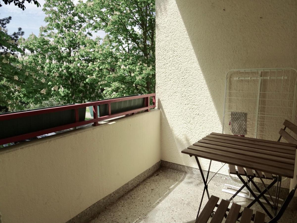 Fewo Neukirchen Mit Balkon Luaran gambar